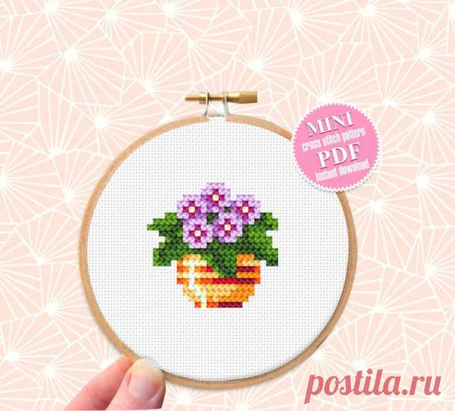 Mini patrón de punto de cruz de planta descargar PDF Gráfico de punto de cruz de flores violetas, Puntada rápida para principiantes, Pequeño bordado Regalo amante de las plantas P26 - Etsy España