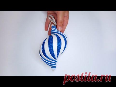 Іграшка на ялинку з фоамірану.