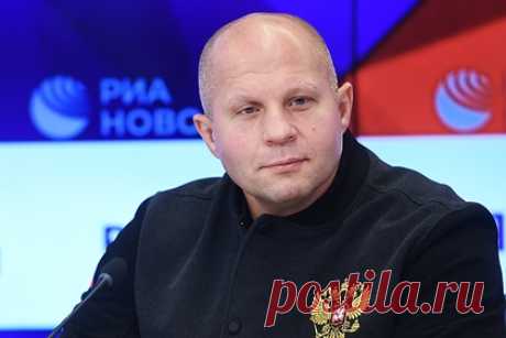 Глава Bellator раскрыл планы на прощальный бой Емельяненко. Глава Bellator Скотт Кокер поделился планами относительно прощального поединка российского бойца смешанного стиля (MMA) Федора Емельяненко. Кокер заявил, что планирует организовать еще один турнир Bellator в Москве, где и пройдет прощальный поединок «Последнего императора».