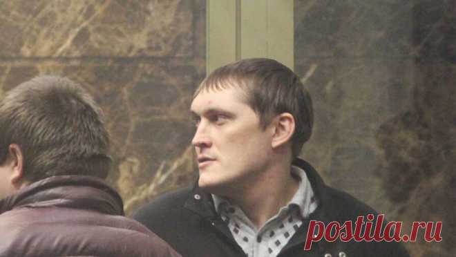 ФСИН опровергла слухи об установке члену банды "Цапков" виниров за 800 тыс. рублей. Управление ФСИН по Ростовской области опровергло информацию о том, что Владимир Алексеев, член банды Цапков, осужденный на пожизненное, установил виниры в СИЗО за 800 тысяч рублей. Об этом сообщает ТАСС со ссылкой на пресс-службу ...