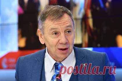 Политолог оценил высказывание экс-посла Азербайджана о Жириновском. Политолог Сергей Марков объяснил желание лидера ЛДПР Владимира Жириновского возбудить уголовное дело против экс-посла Азербайджана стремлением повысить свой рейтинг перед выборами, в частности, у «исламофобского» электората. По его мнению, экс-дипломат находится не в совсем вменяемом состоянии.