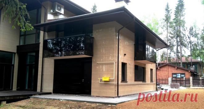 Лестницы, ограждения, перила из стекла, дерева, металла Маршаг – Уличные балконные балюстрады из черного стекла