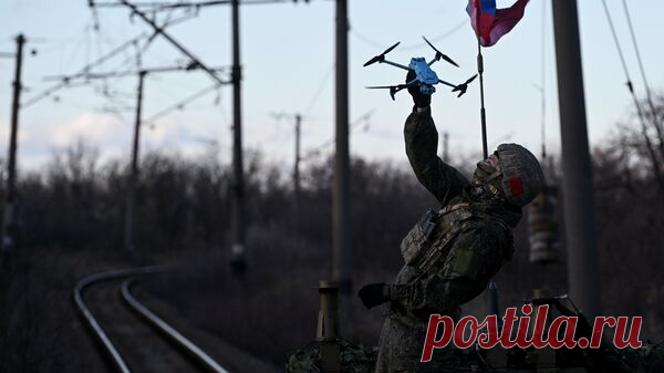 Военные железнодорожники тренируются на тыловом полигоне в зоне СВО