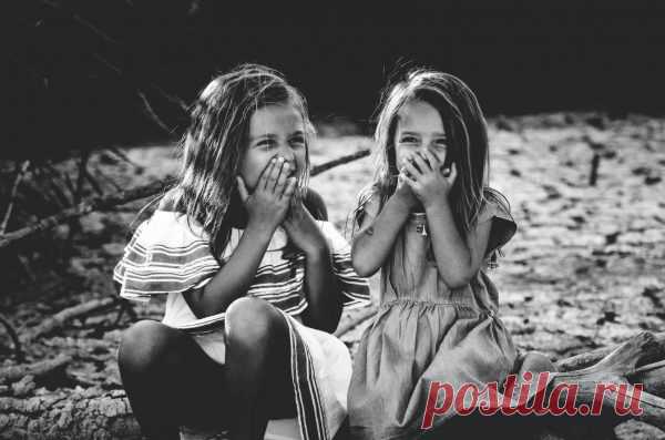 Непринятие своего тела, ранняя потеря невинности, интимные разговоры. На вопросы родителей отвечает секс-педагог - Папамамам — МИФПапамамам — МИФ