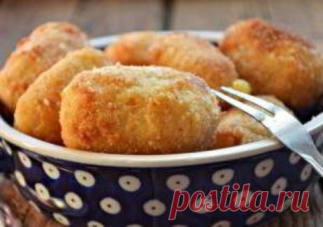 РЕЦЕПТЫ » Картофельные крокеты с сыром и грибами в духовке