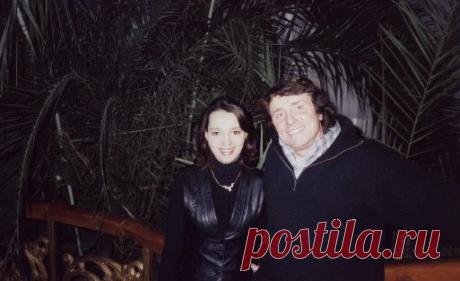 Песни французского композитора Бернара Пьяла в исполнении Кристины Вихровой. Аранжировка Владимира Сидорова. 2004.