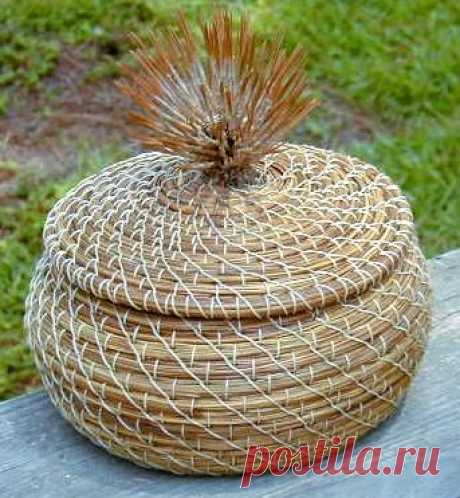 Вазочки из..... сосновых иголок?