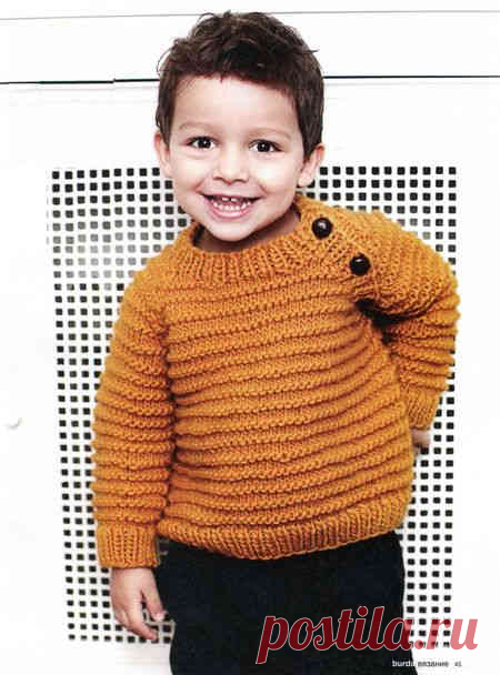 Пуловер для мальчика спицами Симпатичный пуловер для мальчика спицами из натуральной шерсти. Размер для возраста от 1-4 лет. Простой узор для начинающих. Полное описание модели и фото.