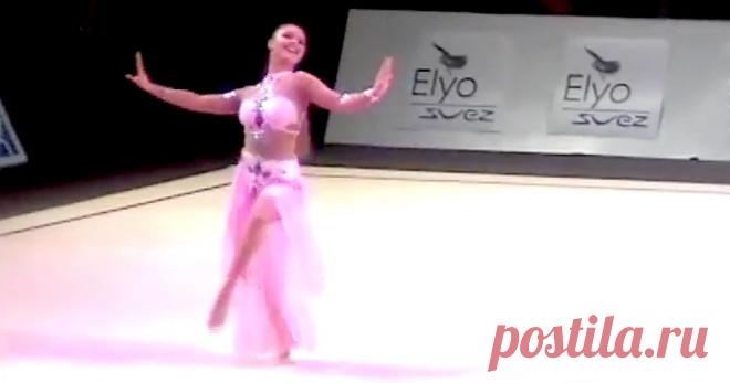 Восточный танец от Алины Кабаевой  