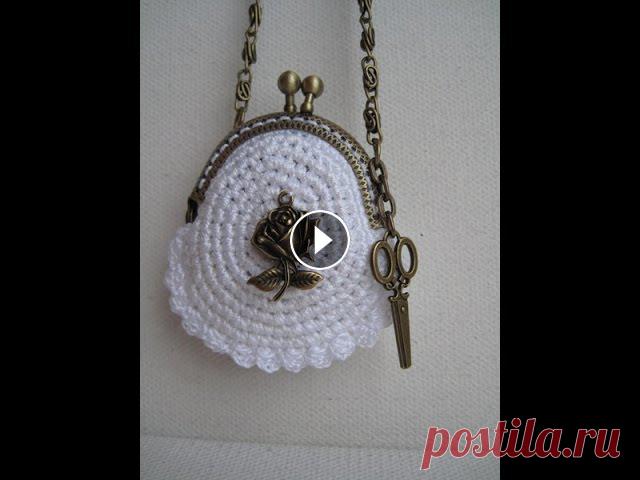 Вязаные сумки и кошельки. Crochet handbags and purse.Автор вязаных сумочек и кошельков Надежда Северюхина.Еще много интересного по вязанию здесь...