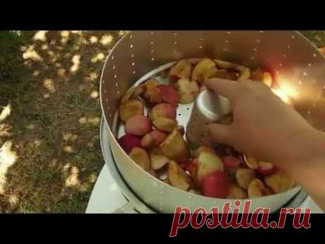 варим сок из яблок в соковарке