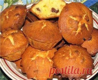 Простые и очень вкусные кексы для осенних чаепитий

Творожные кексы

Кексы с творогом — очень вкусная, аппетитная выпечка, которая занимает почетное место в кулинарных тетрадях многих любителей творожной выпечки. Приготовление очень простое, так что с ним справятся даже неопытные хозяйки.

Продукты:

Творог — 200 гр.
Сметана — 2 ст. ложки
Яйца — 2 шт.
Масло сливочное — 2 ст. ложки
Мука пшеничная — 1 стакан
Сахар — 1 стакан
Сода — 1/2 ч. ложки
Соль — по вкусу
Сода гашеная у...