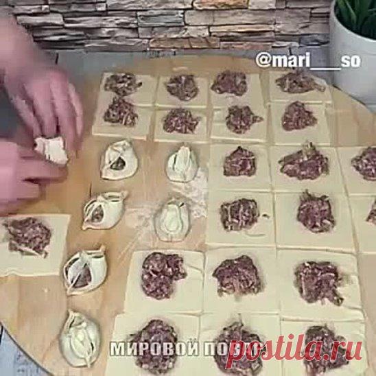 манты на овощной подушке