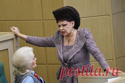 «Матери России» призвали ужесточить ПДД после гибели ребенка в ДТП с мусоровозом. Произошедшее в подмосковной Истре, где две девочки трех и пяти попали под мусоровоз — очень серьезная трагедия, после которой следует задуматься об ужесточении правил дорожного движения (ПДД). Об этом в разговоре с «Лентой.ру» заявила председатель движения «Матери России» Валентина Петренко.