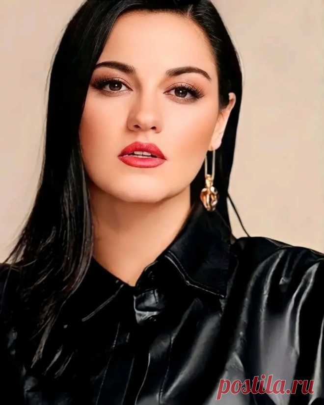 Майте Перрони