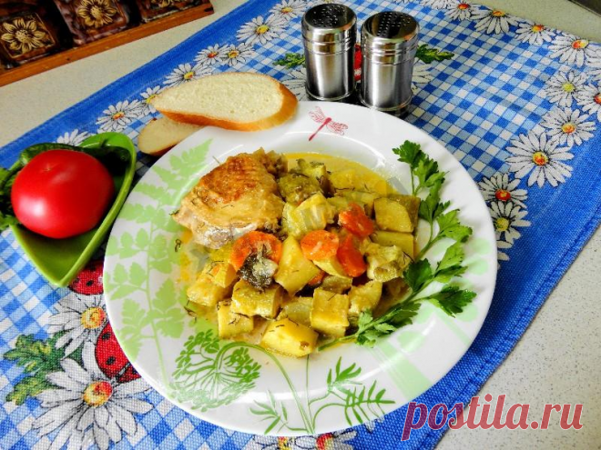 КУРИЦА С КАБАЧКАМИ В МУЛЬТИВАРКЕ