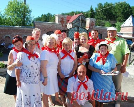 Читать  КОММЕНТАРИИ...