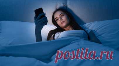 Психолог Шпагина объяснила феномен «осеннего скроллинга». Кандидат психологических наук, доцент кафедры гуманитарных и социальных наук Института технологий управления РТУ МИРЭА Елена Шпагина объяснила причины феномена «осеннего скроллинга» в соцсетях. Эксперт связала это явление с дефицитом света и сезонной хандрой. Читать далее