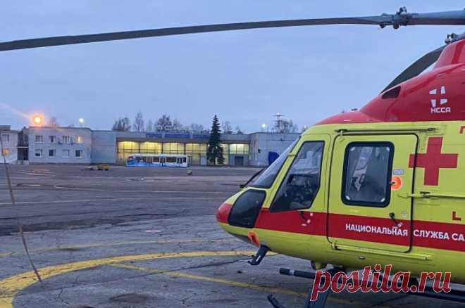 Девочку, которую ошибочно сочли жертвой взрыва зарядки, доставили в Иркутск. Ранее сообщалось, что 14-летней школьнице оторвало кисти рук из-за взрыва телефонной зарядки.
