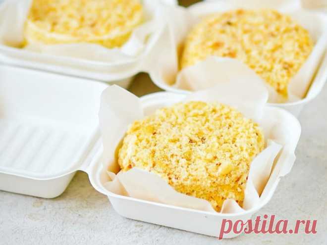 Бенто тортик Молочная девочка 🍰 рецепт Молочная Девочка 🍰 в представлении не нуждается, наивкуснейший тортик с нежным сливочным вкусом, 👍 А теперь этот популярный торт в виде Бенто. 😍 Вы будете удивлены, как просто их приготовить!👆 Рецепт на 4 кейка диаметром 10 см, вес каждого примерно 250 гр.