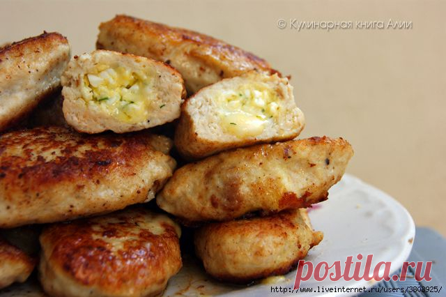 Куриные котлеты с оооочень вкусной начинкой!.