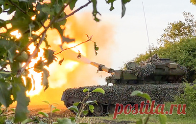 Группировка войск "Восток" ликвидировала две разведгруппы ВСУ. Начальник пресс-центра группировки Олег Чехов сообщил, что огнем артиллерии уничтожены автомобильная техника с боевиками в районе совхоза "Октябрь"