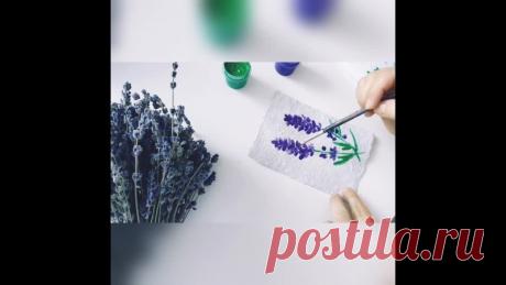 Гуашь на бумаге ручной работы ложится очень хорошо.
Именно эта бумага с добавлением лаванды, она даже ей очень приятно пахнет.

Бумага отлично подойдет для открыток, визиток и бирок под украшения и кольца.
Показать полностью...