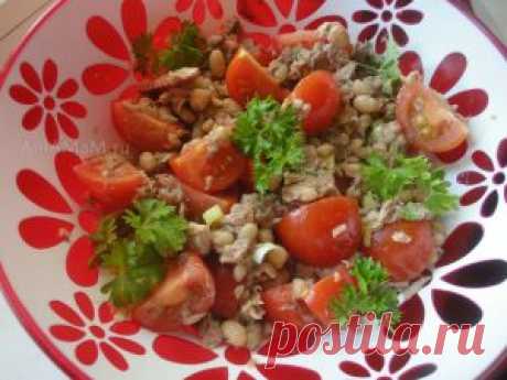 Салат с тунцом и фасолью