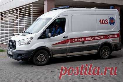 Пять человек пострадали при опрокидывании микроавтобуса на российской трассе