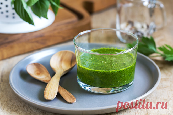 7 заправок для салатов, с которыми летнее блюдо будет вкуснее