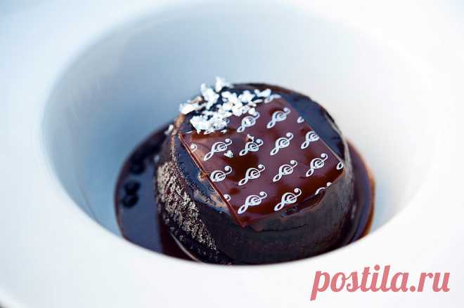 Мягкий шоколадный тортино от Марио Рагона/ Tortino al cioccolato dal cuore morbido | Элла Мартино Рецепты Кулинарные туры Итальянская кухня