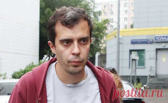 Суд удовлетворил иск голландского блогера к главреду The Insider. Дело было возбуждено из-за твита с ссылкой на расследование о связи проекта голландского блогера с российской разведкой. Теперь Доброхотов должен опровергнуть эти данные в Twitter