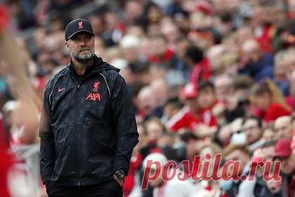 Клопп рассказал о реакции игроков на непопадание «Ливерпуля» в Лигу чемпионов. Главный тренер английского «Ливерпуля» Юрген Клопп рассказал о реакции игроков на непопадание команды в Лигу чемпионов в сезоне-2023/2024. Специалист заявил, что никто из футболистов не захотел покинуть клуб. Он подчеркнул, что ответственность за провал лежит на нем, поэтому никто из игроков не должен винить себя.