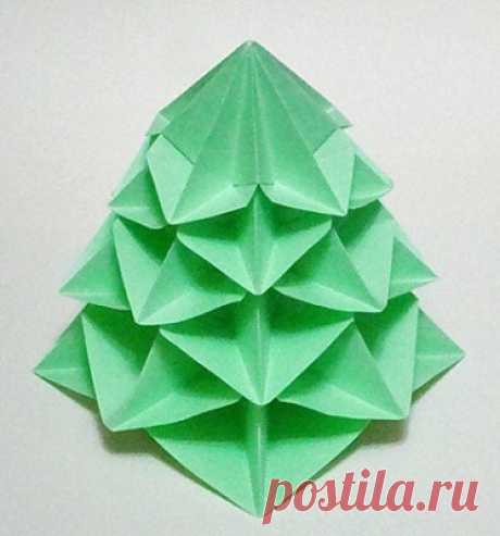 Елочка. Оригами. Готовимся к Новому году.