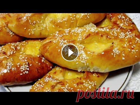 На УЖИН популярнейшая выпечка НАРАСХВАТ! Во всëм мире обожают! Изумительная по вкусу выпечка.Особенно они вкусны горячие, как говорится, с пылу с жару.Нежная сырная шубка, ароматная грибная начинка и сочнейшая кур...