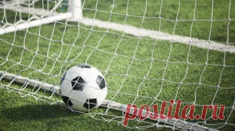 Агент Тикнизяна подтвердил информацию о присутствии скаутов на матчах сборной. Александр Клюев, агент защитника «Локомотива» Наира Тикнизяна, сообщил, что в Европе внимательно следят за матчами сборной Армении в отборочном турнире чемпионата Европы по футболу 2024 года. Читать далее