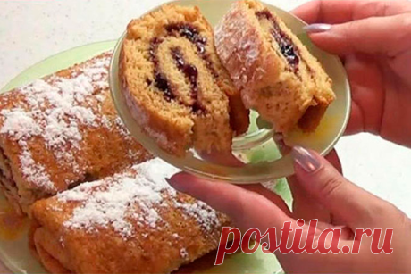 Рулет к чаю за 15 минут Вкуснейший рулет по этому замечательному рецепту можно приготовить за считанные минуты!

Ингредиенты:


 	2 яйца;
 	1 стакан кефира или питьевого йогурта;
 	1 стакан сахарного песка;
 	ванилин;
 	1 ч. л. соды;
 	полтора стакана муки;
 	любые варенье, джем или повидло для начинки рулета.