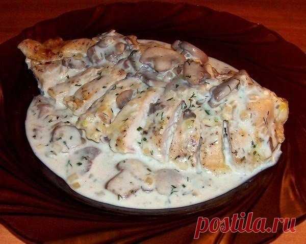 Куриные грудки в сметане,вкуснятина.