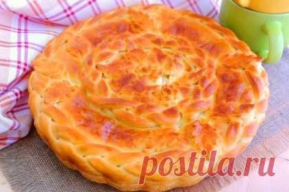 Домашний пирог с капустой и сметаной