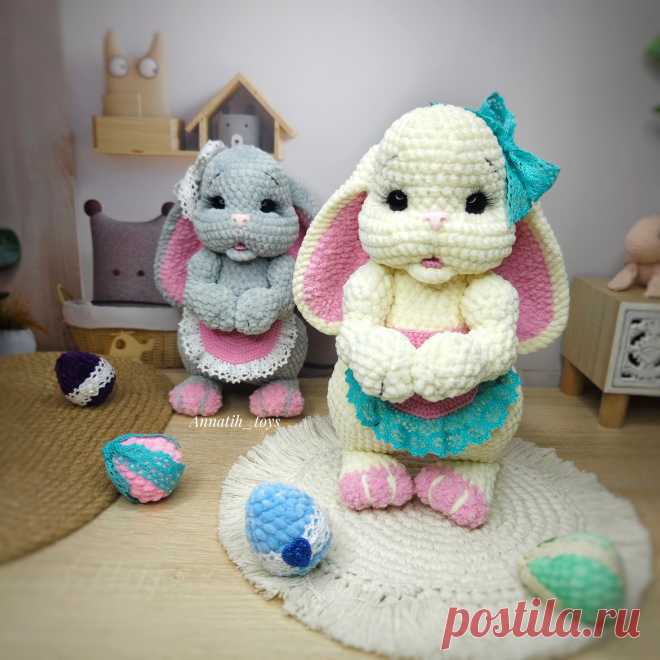 PDF Пасхальный кролик крючком. FREE crochet pattern; Аmigurumi toy patterns. Амигуруми схемы и описания на русском. Вязаные игрушки и поделки своими руками #amimore - плюшевый заяц, большой зайчик из плюшевой пряжи, кролик к Пасхе, зайчонок, зайка, крольчонок.