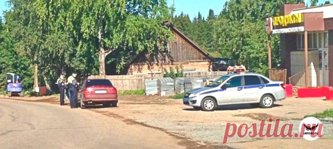 Объяснение автоюриста: зачем сотрудники ГИБДД требуют диагностическую карту, хотя за нее нет штрафа и почему ее лучше не показывать? Что такое диагностическая карта
Диагностическая карта – это документ о прохождении технического осмотра автомобиля.
Он выдается после успешного прохождения техосмотра.
В карте содержится информация об автомобиле и о его техническом состоянии.
По сути, диагностическая карта заменяет талон технического осмотра.
Без диагностической карты не купить страховой полис ОС…