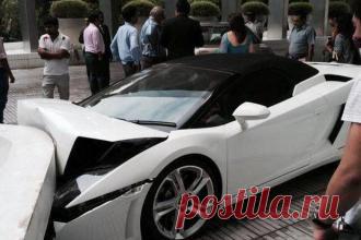 Авто В Индии парковщик отеля разбил Lamborghini Gallardo за 330 000 USD - свежие новости Украины и мира