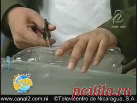 Bisutería. Aretes con  botellas plásticas. Reciclaje de botellas.