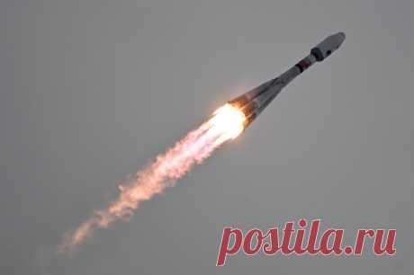 Привет, лунатики! Российская станция «Луна-25» взяла курс к спутнику Земли. Россия запустила межпланетную станцию к Луне. Посадка через 10 дней.