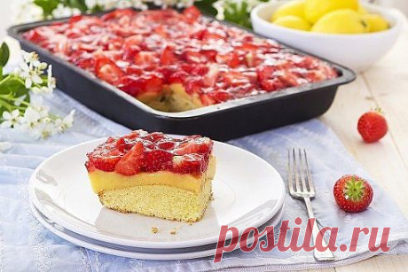 Лимонный пирог с клубникой