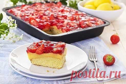 Лимонный пирог с клубникой
