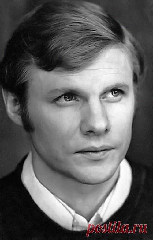 Виталий Соломин, 12 декабря, 1941
 • 27 мая 2002