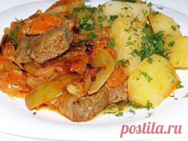 Вкуснейшее жаркое по-домашнему — вкуснее не бывает! Ингредиенты: мясо — 500 грамм лук — 1 штука морковь — 1 штука перец болгарский — 1 штука помидоры — 2 штуки картофель Приготовление: Нарезаем мясо кусочками и...