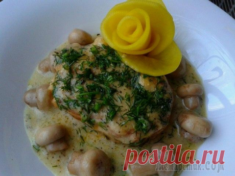 Рыбные котлеты под сметанно-сырным соусом
