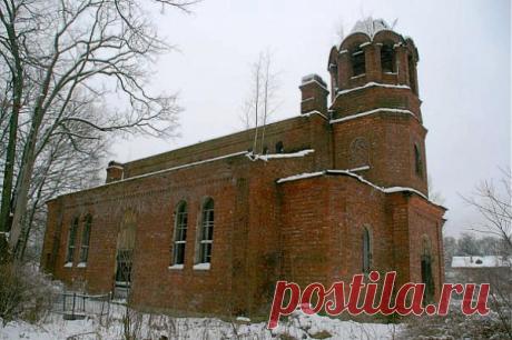 Храм Святой Живоначальной Троицы в Ораниенбауме